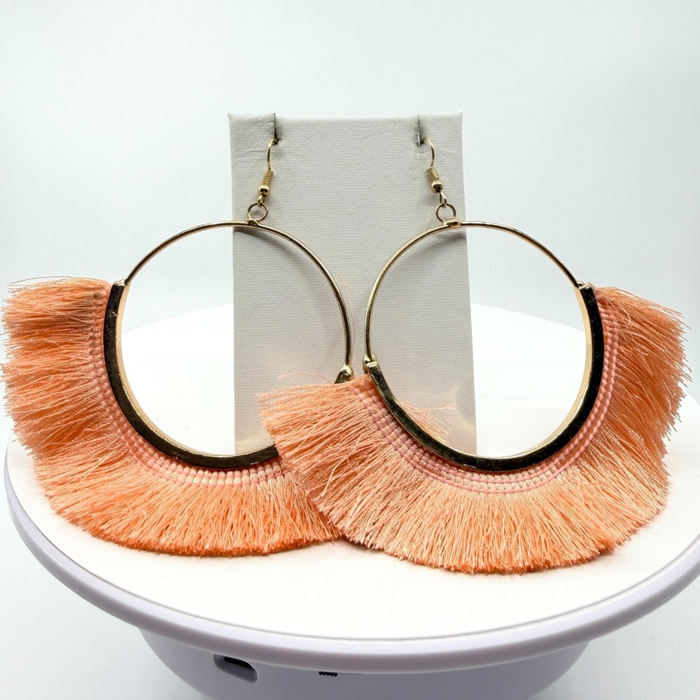 VTG Peach Coral Tassel Hoop Earrings Gold Tone Fringe Statement Oversized
